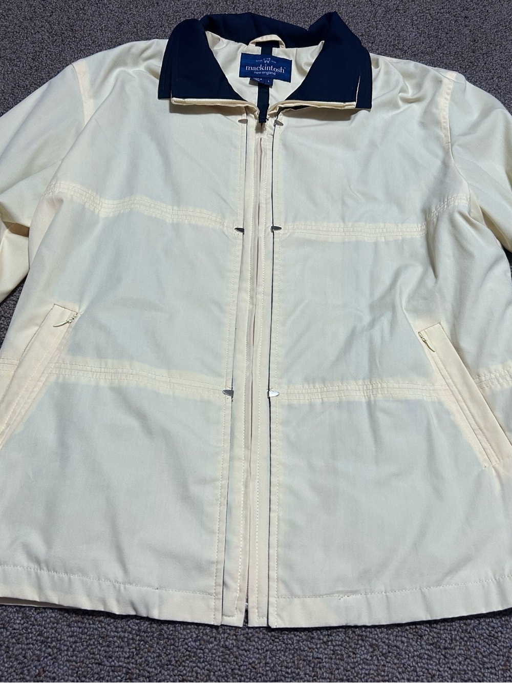 McIntosh Butter Yellow Jacket Size Large
